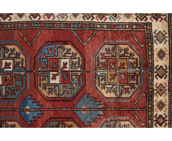 Persian SHIRAZ carpet with Bokara design - no. 958
