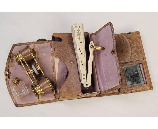 Ladies' theater set - O/432