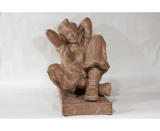 "Riposo in montagna" scultura in terracotta - O/7966