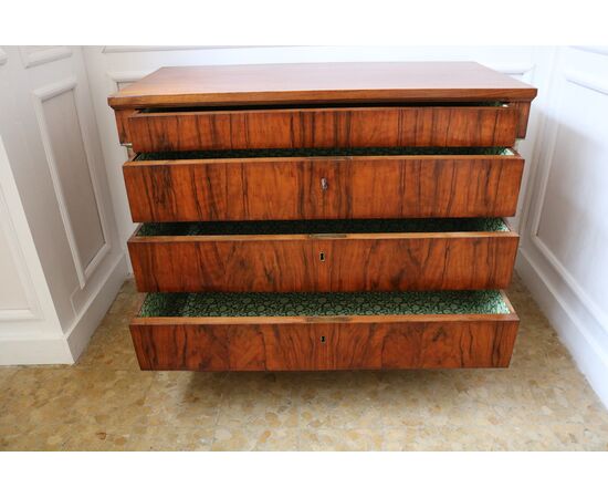 Empire chest of drawers