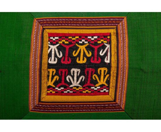 Pair of cushions with IKAT fragment inserts - B/1430-3 and 6