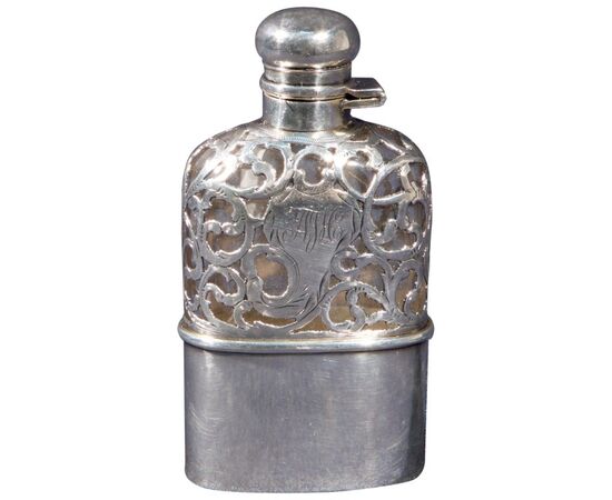 Silver whiskey flask - A/2477