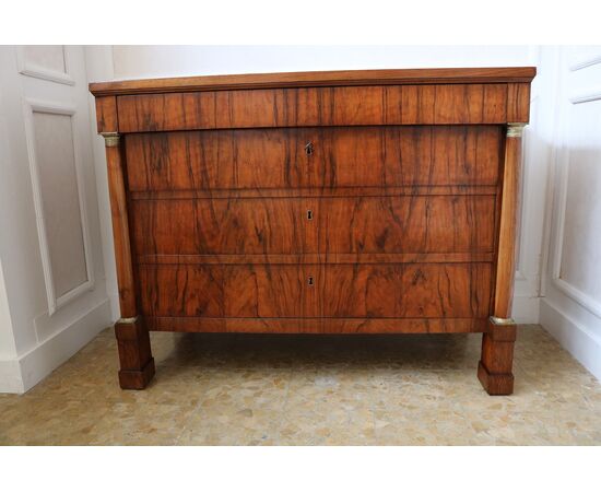Empire chest of drawers
