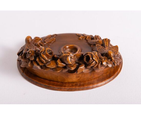 Carved wooden pipe holder - O/6328 -