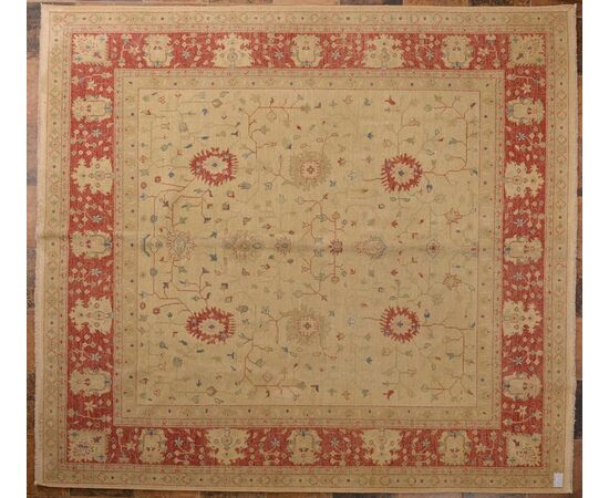 Large square ZIEGLER carpet - no. 1260 -