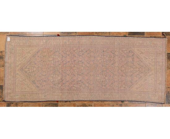 Antique Persian FARAHAN rug - no. 600 -