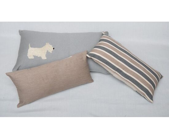 Set of three handmade cashmere cushions with dog embroidery - B/2434 -