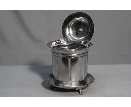 English silverplate tea caddy. O/7590