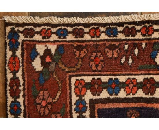 Large Gabbeh carpet from the BAKHTIARY nomads - no. 110 -