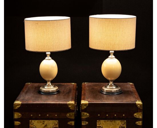 Pair of lamps with ostrich eggs     