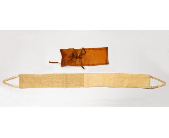 Set of curtain tiebacks - B/1490 -