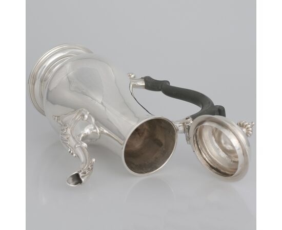 Caffettiera in argento sterling Giorgio III, Londra, 1765?