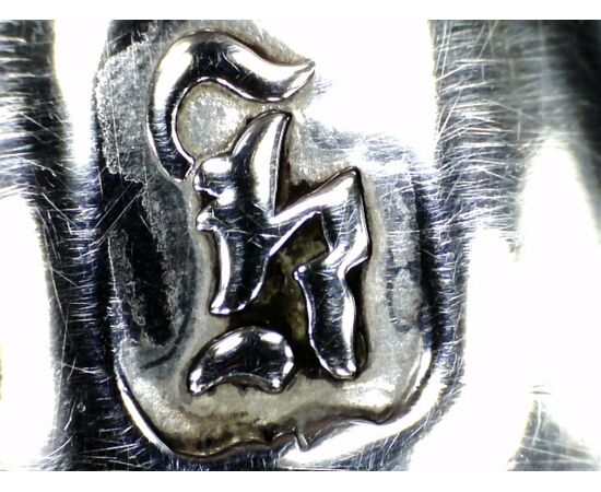 Caffettiera in argento sterling Giorgio III, Londra, 1765?