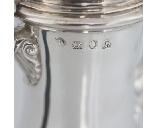 Caffettiera in argento sterling Giorgio III, Londra, 1765?
