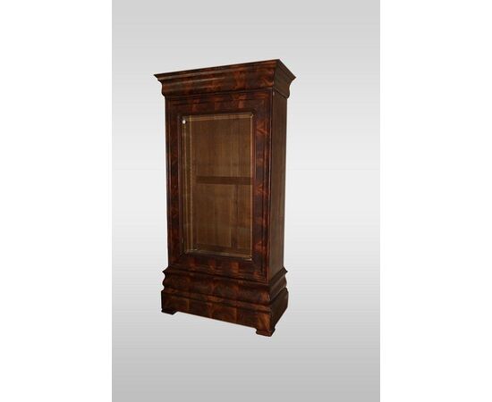 French display cabinet from the 1800s Louis Philippe style with drawer