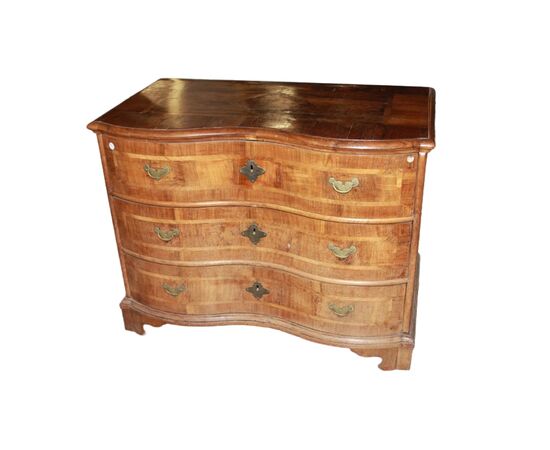 Wonderful 18th-century Marie Antoinette style walnut chest of drawers