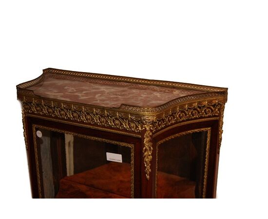 Small French showcase from the 1800s Verins-Martin from the 1800s French with landscape paintings