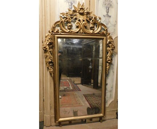 specc312 - mirror with richly carved molding, ep. &#39;700, cm l 107 xh 181     