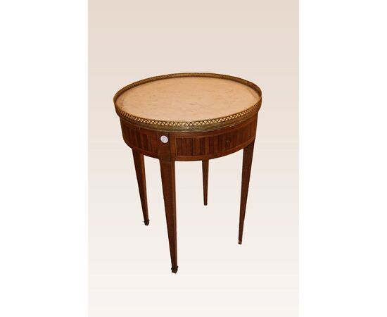 French circular coffee table from the 1800s, Louis XVI style, with white marble top