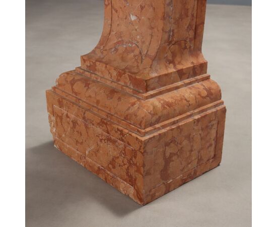 Colonna Decorativa in Marmo Rosso di Verona Italia XX Secolo