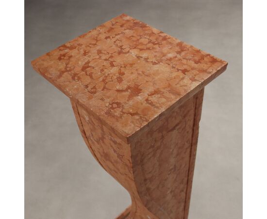 Colonna Decorativa in Marmo Rosso di Verona Italia XX Secolo