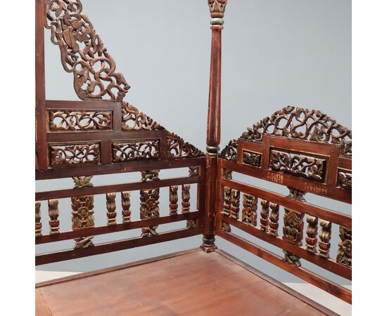 Letto a Baldacchino in Legno Esotico India Inizio XX Secolo