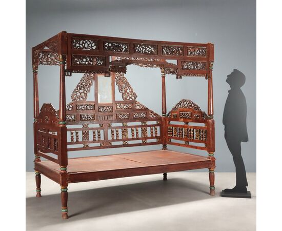 Letto a Baldacchino in Legno Esotico India Inizio XX Secolo