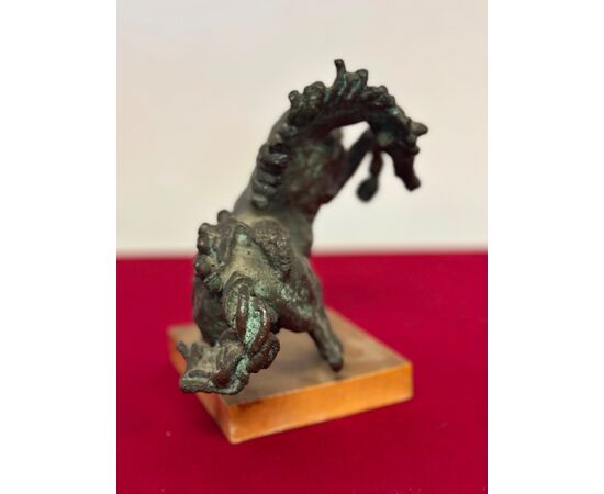 Scultura in bronzo . Gineba 1940