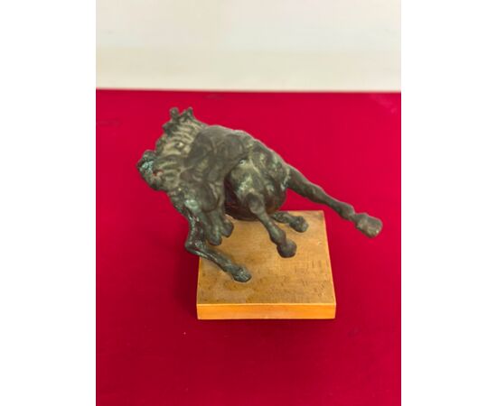 Scultura in bronzo . Gineba 1940