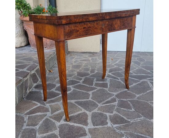 Tavolino da Gioco Direttorio 1800 in Radica di Noce