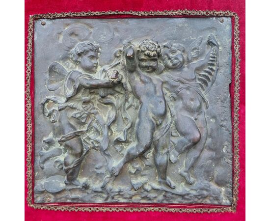 Coppia di altorilievi in bronzo neoclassici 1780 gioco di putti