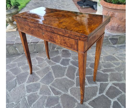 Tavolino da Gioco Direttorio 1800 in Radica di Noce
