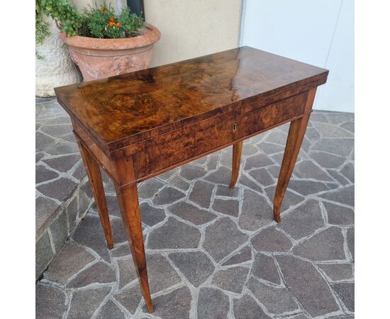 Tavolino da Gioco Direttorio 1800 in Radica di Noce