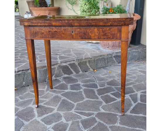 Tavolino da Gioco Direttorio 1800 in Radica di Noce