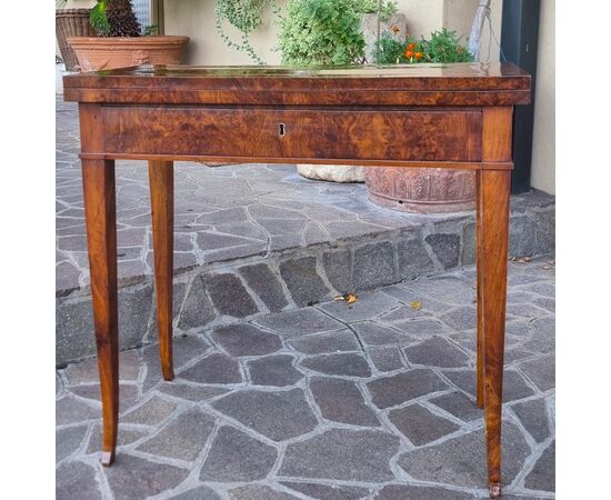 Tavolino da Gioco Direttorio 1800 in Radica di Noce