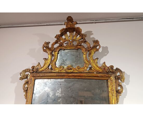 SPECCHIERA LUIGI XV IN LEGNO DORATO E A MECCA META’ XVIII SECOLO