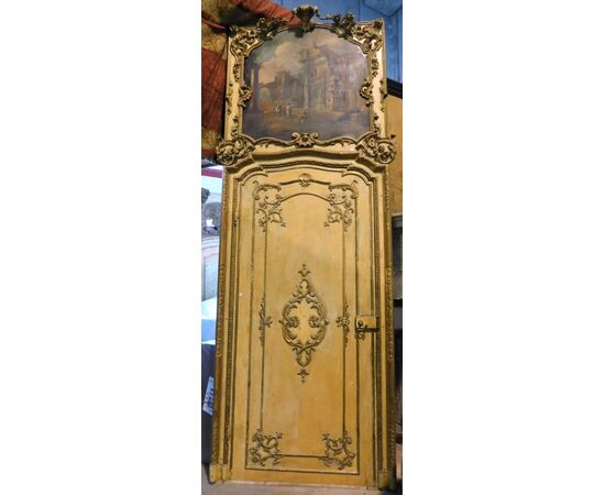 PTL492 - Lacquered door, gilded decorations, with frame and overdoor, 17th century, dimensions cm W 112 x H 246