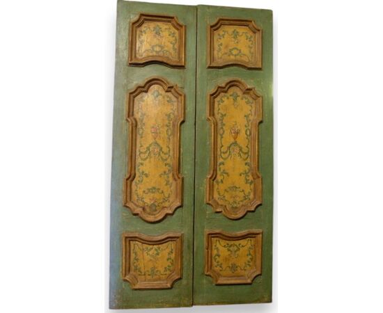 PTL297 - No. 2 doors with painted panels, 18th century, dimensions cm W 125 x H 237