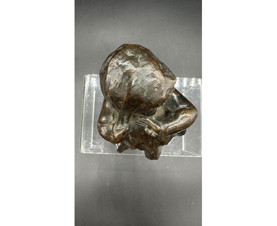 Bronze sculpture "Shy Girl" – Early 20th century.