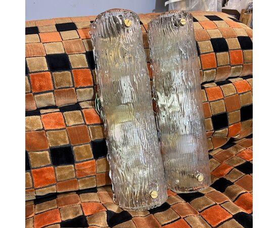 Pair of DESIGN wall lamps in Murano glass - VENINI, model "carteccia". 1960s. Size 42 cm.