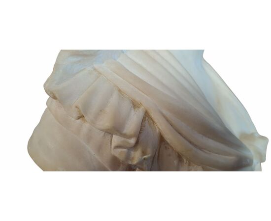 ALABASTER BUST OF MARIE ANTOINETTE - FRANCE - 19TH CENTURY