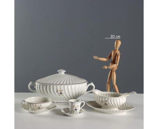 Haviland Porcelain Dinner Service from Limoges, France, Mid-20th Century