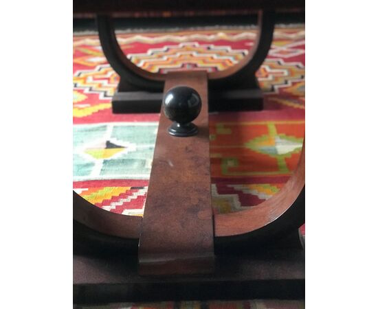 Art-Deco Table