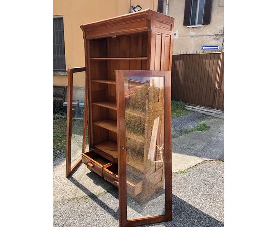 1930s display cabinet