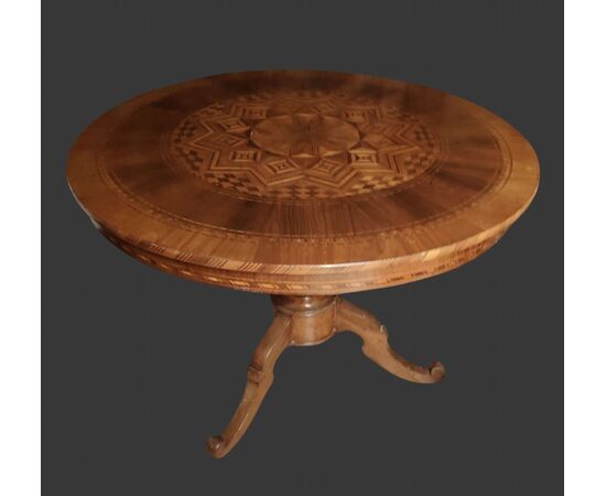 Elegante tavolo rolino intarsiato prima metà XIX secolo