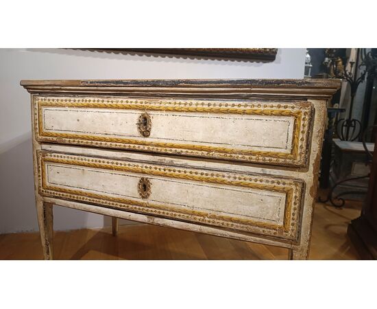 NEOCLASSICAL PAINTED CHEST OF DRAWERS LATE 18TH CENTURY