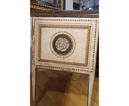 NEOCLASSICAL PAINTED CHEST OF DRAWERS LATE 18TH CENTURY