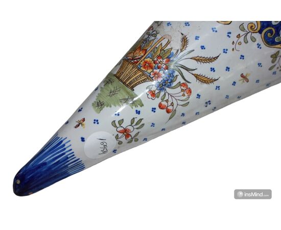 Richly decorated hanging porcelain wall pocket