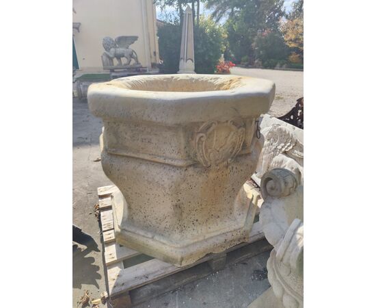 Spettacolare pozzo veneziano in marmo botticino - 105 x 105 cm