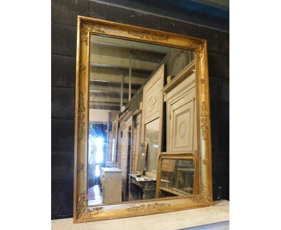 specc324 - gilded mirror, first half of the 19th century, measuring cm l 93 xh 125 x d. 5 cm     